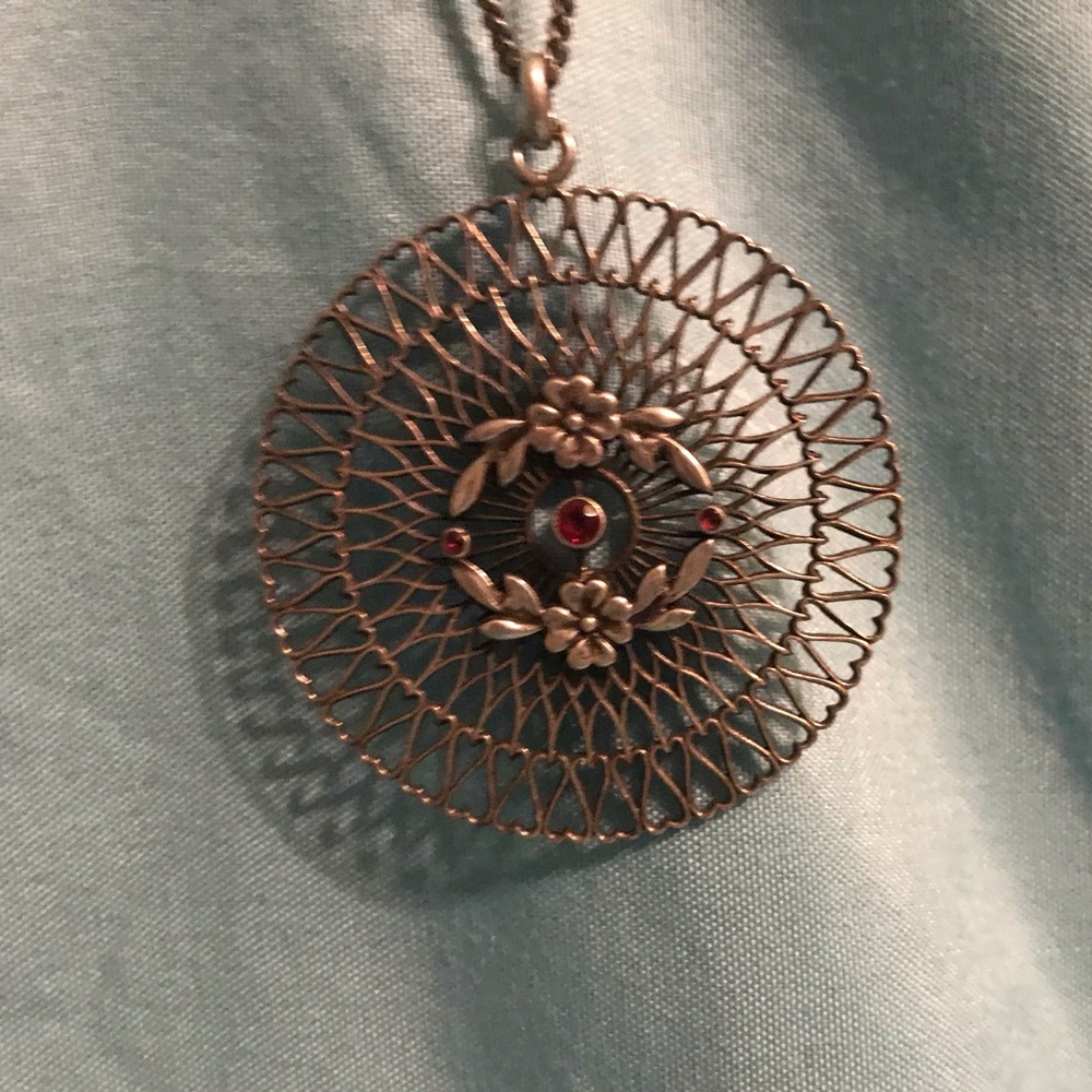Vintage style silver necklace